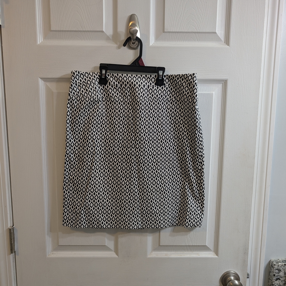 Donna Ricco Skirt Black White Geometric Pencil Skirt - Size‎ 6